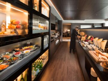 Conrad Osaka Executive Lounge Breakfast Copyright
