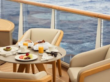 Explora Journeys Residence Terrasse Fruehstueck Copyright