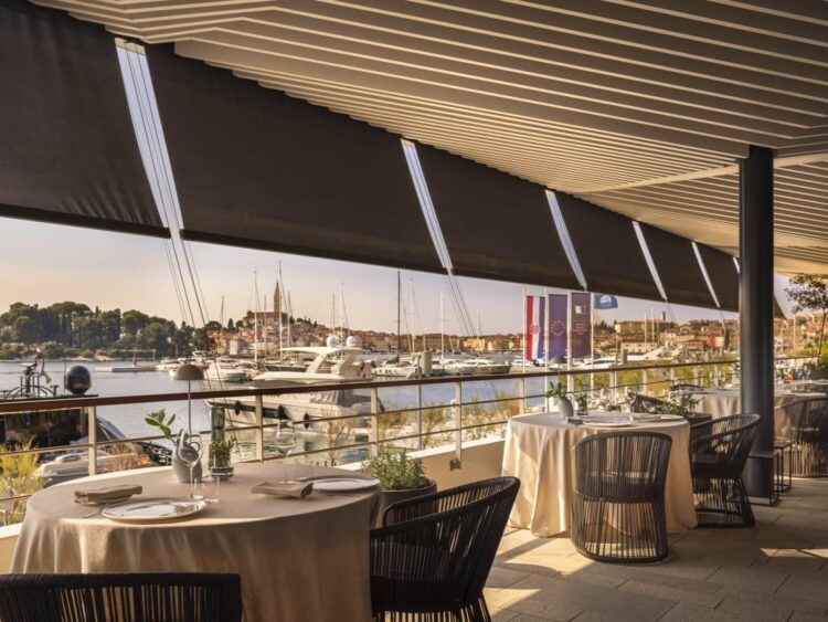 Grand Park Hotel Rovinj Restaurant Copyright