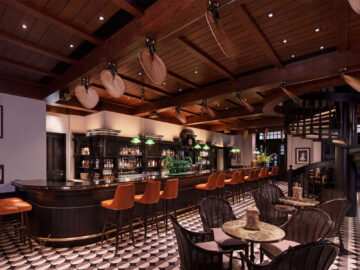 Raffles Singapore Long Bar Copyright