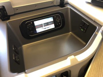 air canada business class boeing 777 fernbedienung anschluesse