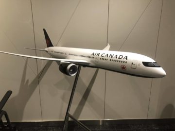 air canada maple leaf lounge calgary air canada modell