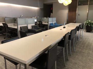 air canada maple leaf lounge calgary grosser tisch arbeitsplaetze