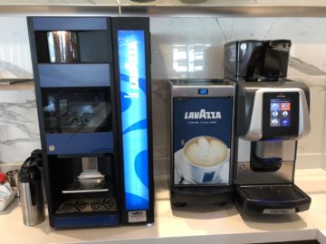 air canada maple leaf lounge vancouver kaffeautomaten