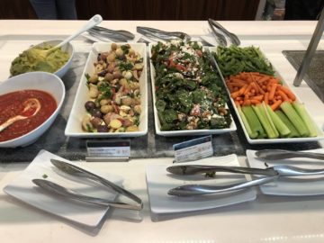 air canada maple leaf lounge vancouver kalte salate