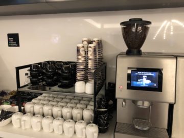 air new zealand brisbane international lounge kaffeemaschine