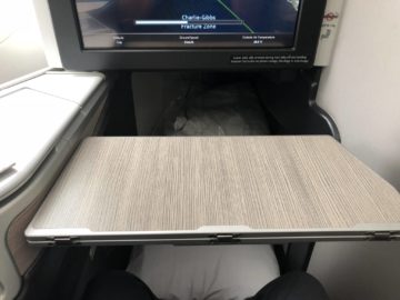 air canada business class boeing 787 9 tisch herangezogen