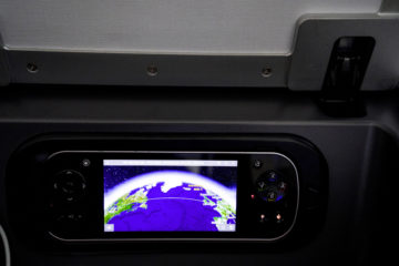 aircanada business class boeing 777 controller