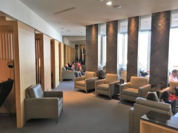aircanada maple leaf gold lounge frankfurt sitzmoeglichkeiten3