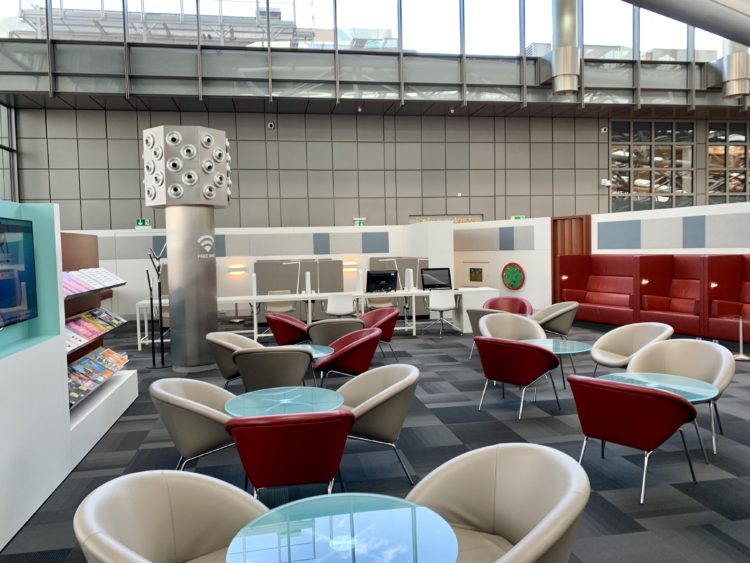 airport lounge hamburg sitzecke