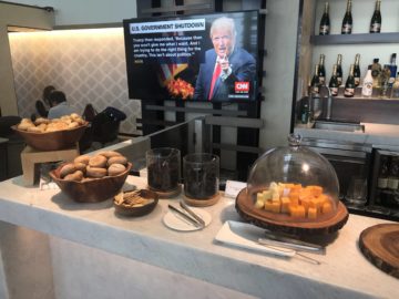 american express centurion lounge hong kong kaese brot