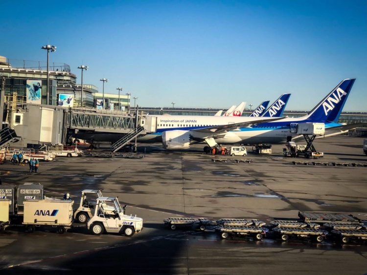 ana business class boeing 777 300 ankunftsgate