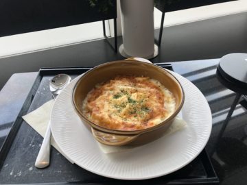 ana suite lounge tokyo haneda gate 110 gratin