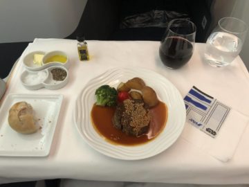 ana business class b787 9 hauptgericht