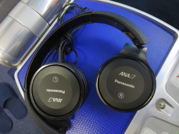 ana business class boeing 787 kopfhoerer