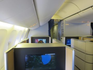ana first class boeing 777 300er kabine 2
