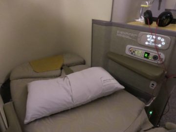 asiana business class smartium boeing 777 bett 2