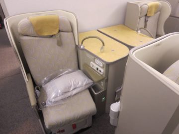 asiana business class smartium boeing 777 sitz 4