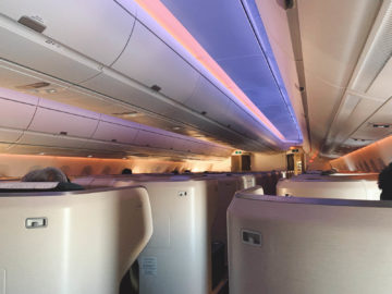 cathay pacific business class a350 1000 kabine 3