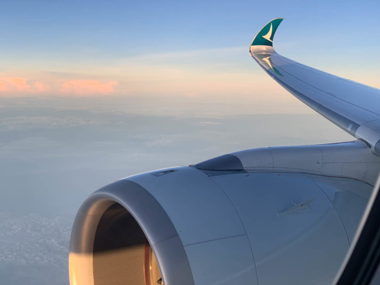 cathay pacific business class a350 1000 wingshot 3