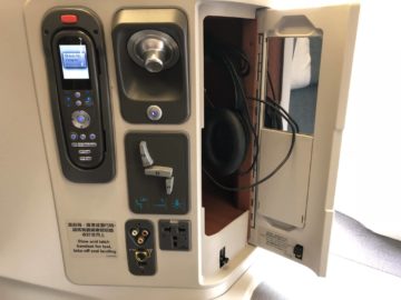 cathay pacific business class a330 anschluesse sitz