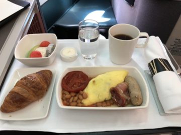cathay pacific business class a330 fruehstueck