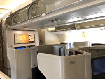 cathay pacific business class a330 kabine