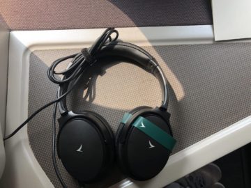 cathay pacific business class a330 kopfhoerer