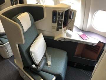 cathay pacific business class a330 sitz fenster2