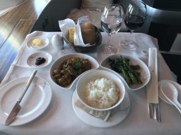 cathay pacific first class boeing 777 300 hauptgericht