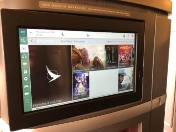 cathay pacific first class boeing 777 300 hauptmenue tv