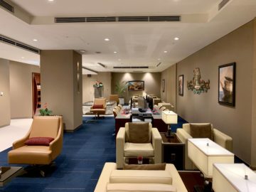 emirates lounge tokio narita sitze 3