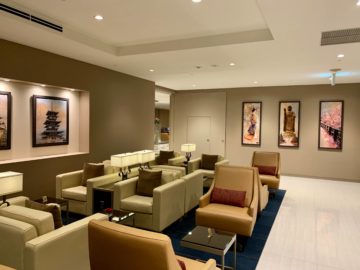 emirates lounge tokio narita sitze 6a