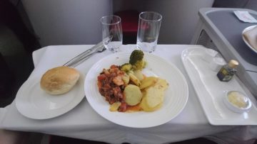 ethiopian airlines business class boeing 787 8 chicken