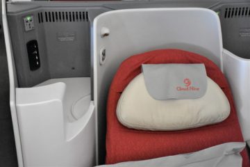 ethiopian airlines business class boeing 787 8 leselampe steckdose