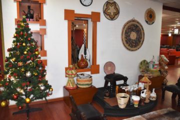 Weihnachtsbaum trifft auf Kaffeekultur