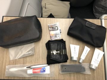 eva air business class a330 300 amenity kit ausgepackt