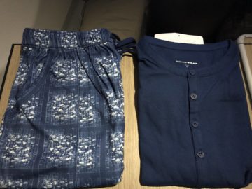eva air business class a330 300 pyjama ausgepackt