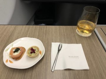 eva air business class a330 300 smoked salomon