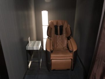 eva air lounge bangkok massagesessel