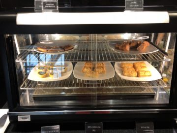 eva air lounge bangkok wurst