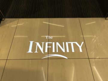 eva air lounge the infinity logo