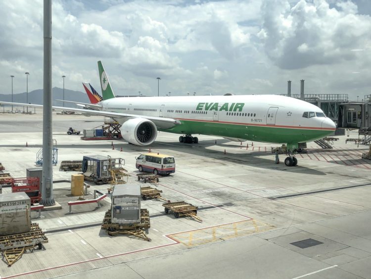 eva air boeing 777 300
