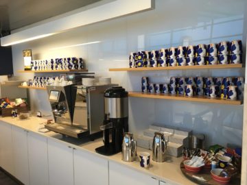 finnair lounge helsinki kaffeemaschine