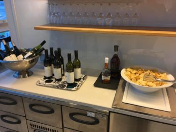 finnair lounge helsinki wein alkohol