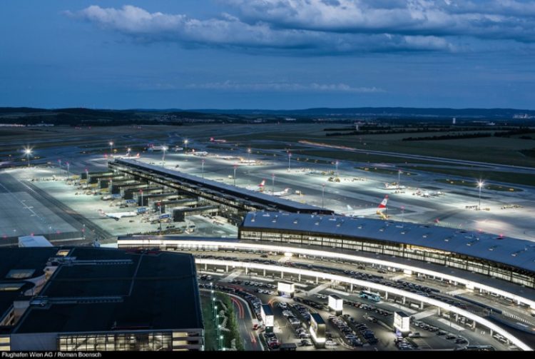 flughafen wien schwechat copyright