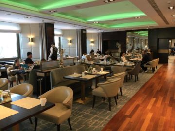 hilton budapest fruehstueck essbereich