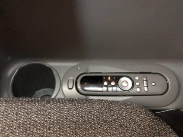 latam business class boeing 787 9 controller