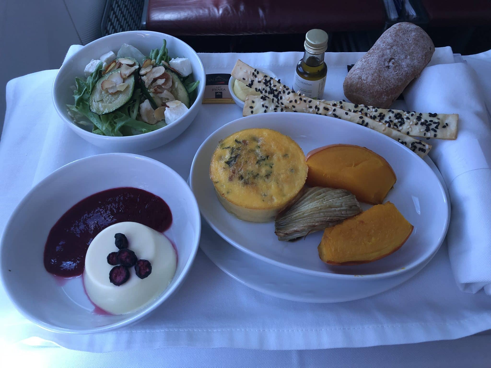LATAM Business Class Boeing 787-9 Essen