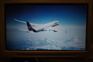 lufthansa business class airbus 350 ladebildschirm